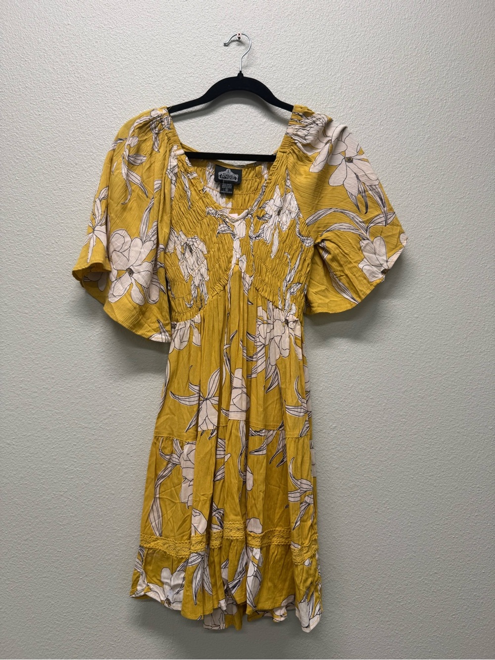 NWT Angie Yellow Floral Mini Dress, Summer Dresses, Size Small